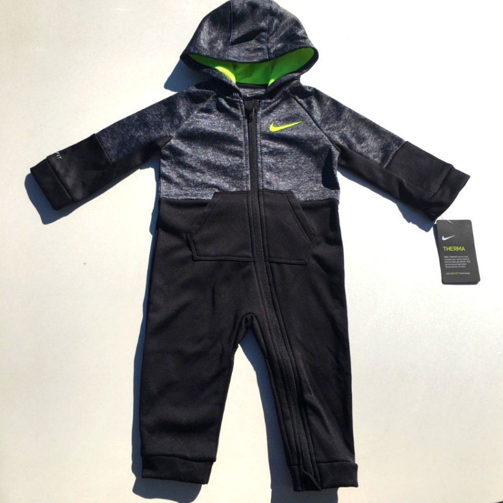 NIKE Therma Fit Hooded One Piece Zip Up Jumpsuit Size 12 Months Neon Black Gray